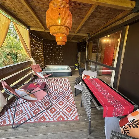 Nuit Insolite En Tiny House * Arsac
