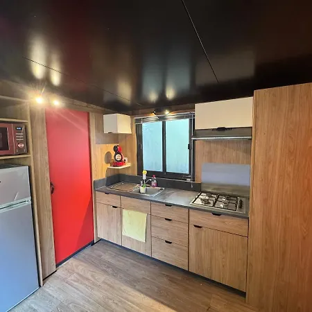 Nuit Insolite En Tiny House Arsac