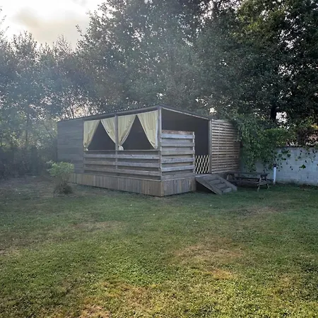 Nuit Insolite En Tiny House * Arsac